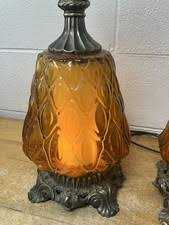 Las mejores ofertas en Lámpara de vidrio de color ámbar en lámparas de aceite de colección | eBay