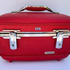 Vintage Red American Tourister Train Case, Hard Shell Travel Case With 2 Keys, Plastic Compartment Tray, Mirror Compact, Storage Pouch, 1960 - Etsy