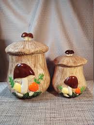 Arnels Mushroom Canister Pair - Etsy Denmark