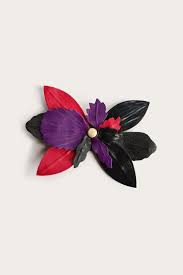 Leather Flower Brooch – PUCCI Online Store