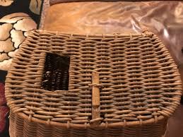 Vintage Fly Fishing Creel Wicker Basket w stick closure | eBay
