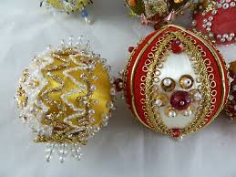 Vintage Christmas Hand made Ornaments Push Pin Beads Sequins ...