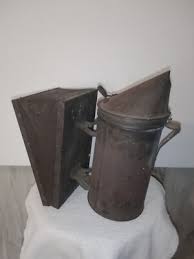 Antique Bee Hive Smoker. Works, Great Condition.Appr. 11 ...