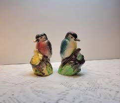 RARE FIND: 1950s Birds Perch on a Stump salt and pepper ...