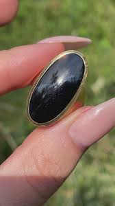 Vintage yellow 14K onyx inlay oval signet ring, size 6.25 ...