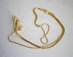 1960s/70s Hobe Gold Lariat Necklace - Etsy