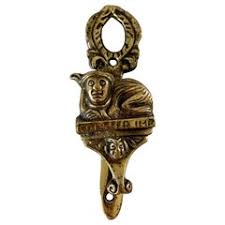 Vintage English Cast Brass Owl Door Knocker For Sale at 1stDibs | brass owls vintage, antique brass owl, hamptons door knocker