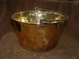 STUNNING VINTAGE GOLD COLORED BRASS HAMMERED METAL PAIL WITH RAT TAIL HANDLE | eBay