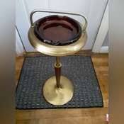 Vintage ash tray - Lil Dusty Online Auctions - All Estate Services, LLC