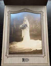 1930'S BLACK&WHITE PHOTO YOUNG WOMAN BRIDAL DRESS FLOWERS ...