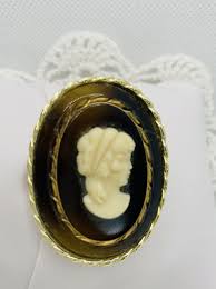 Vintage Brown Amber Tortoise Color Glass Woman Cameo Pendant Brooch Gold Tone | eBay