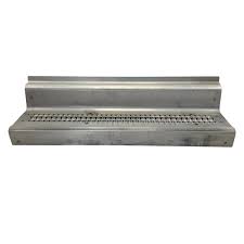 10916AA Genuine Paccar Cover Step — ADVANCED TRUCK PARTS