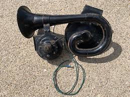 Vintage Auto Horn w/Wire Lead & Mounting Plate WORKS ...