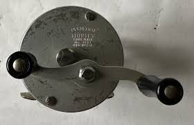 Vintage Casting Reel Pflueger Trusty Model No. 1933 | eBay