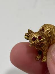 Vintage Gold Toned Cat Pin Brooch, Ruby Colored Eyes ...