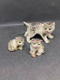 Vintage Mama Cat and Two Kittens Figurines. Set of 3 - Etsy