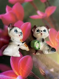 Vantage Seca Japan Porcelain Cat Kitten Play Instrument & Sing 6 Mini Figurines | eBay