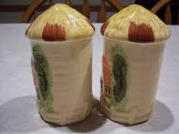 vintage Marks and Rosenfeld barn scene salt and pepper shakers | eBay