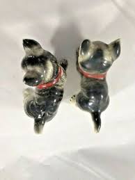 VINTAGE CAT FIGURINES-SET OF 2-DARK GRAY & WHITE WITH RED BOWS ON NECK, JAPAN | eBay