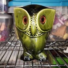 Vintage Avocado green California Pottery Art Ceramic Owl w/ glass eyes figurine | eBay