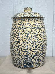 Roseville Spongeware Blue by Robinson - Ransbottom(rrp ...