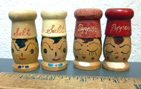 vintage set of 2 wood salt & pepper shakers, hand painted ...