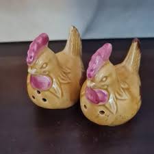 Salt & Pepper Shakers Chicken and Hen Ceramic Red Shabby Vintage 70s - Etsy