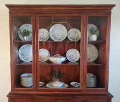 Vintage 1980s Barker Bros China Cabinet for Sale in Downey, CA - OfferUp