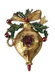 Vintage Christmas Ornament Goldtone Brooch Scarf Pin Purple Stone Holiday Holly | eBay