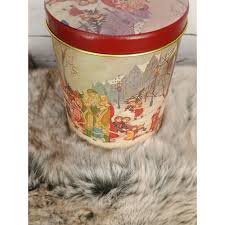 Wang's International Inc Vintage Christmas Time Santa and ...