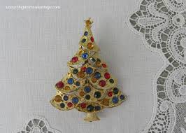Vintage Colorful Rhinestone Christmas Tree with Star Pin | The Pink Rose Cottage