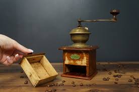 Coffee Grinder, Vintage Coffee, Old Coffee Grinder, Decor for Cafe, Loft Décor, Kitchen, Kitchen Decor, Coffee Decor - Etsy Norway