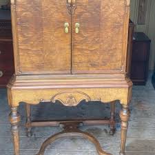 Vintage 1920s Mahogany or Walnut Radio Cabinet , Liquor or ...