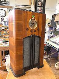 1938 Crosley Radio — Joel Liebman Furniture