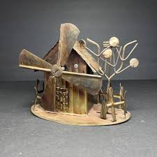 Berkeley Designs Metal plays song “Its a Small World ...