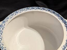 Corelle Casserole Dish w/ Lid, White with Blue Trim ...