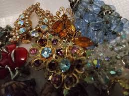 Vintage Lot Of Clip Earings High End some signed Vendome ...
