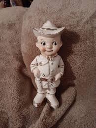 Vintage/Antique(?) Porcelain Figurine Gold Trim H412 5/1 ...