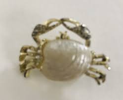 Vintage Signed Gerry's Crab Brooch Gold Tone Lucite Shell 1 ...
