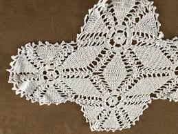 10 x 14" T needlework doily ivory vintage table top scarf ...