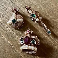 British Royal Crown Lapel Pin Brooch - Etsy
