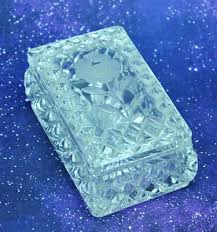 Vintage Crystal Trinket / Jewelry Box with Flower on Lead 4 ...