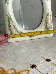 1990s Ceramic 5x7 Oval Picture Photo Frame With Floral Accents - Etsy Israel