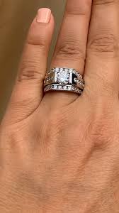 14K WHITE GOLD ROUND MOISSANITE DIAMOND ENGAGEMENT RING AND ...