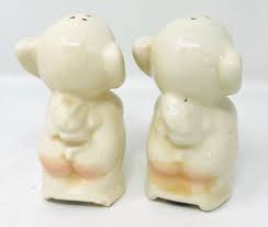 Very Old Trunks up Elephant Salt and Pepper Shaker Set - Etsy