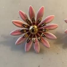 Sarah Coventry | Jewelry | Sarah Covington Vtg Pink Enamel ...