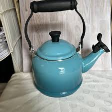 Le Creuset Enamel On Steel Whistling Tea Kettle 1.25 Qt Turquoise | eBay