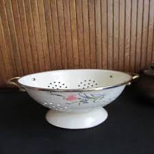 Floral Crème Enamelware 9” Colander – NIB Elegant ...