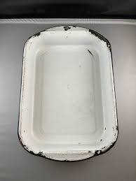 Vintage White Enamelware Cake Baking Pan w/ Blue Trim 9”x12 ...