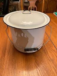 Excellent Vintage White Enamel Ware Stock Pot, 10" x 8” deep ...